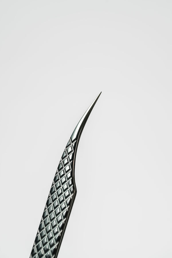 Noir Grip- Isolator Tweezers